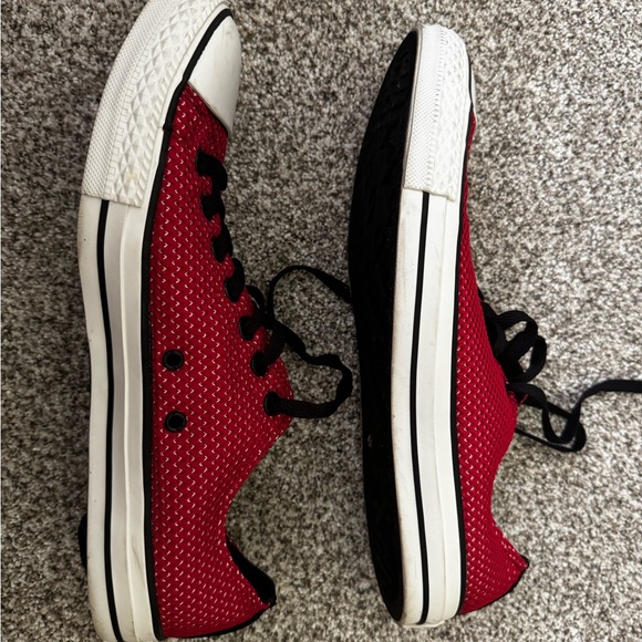 Converse all star mens 10. Great condition. - Picture 3 of 5